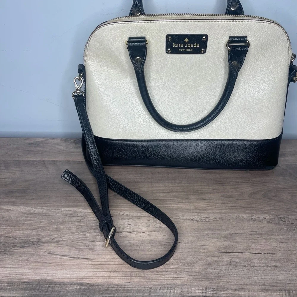 Kate Spade Wellesley Rachelle‎ off white and black handbag crossbody purse